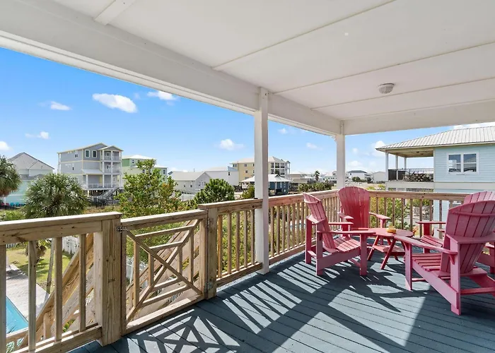 When Pigs Fly Up House Holiday home Gulf Shores