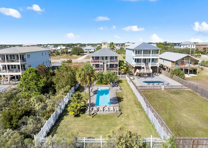 When Pigs Fly Up House Holiday home Gulf Shores