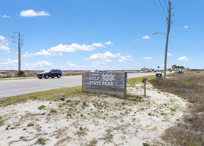 When Pigs Fly Up House Holiday home Gulf Shores